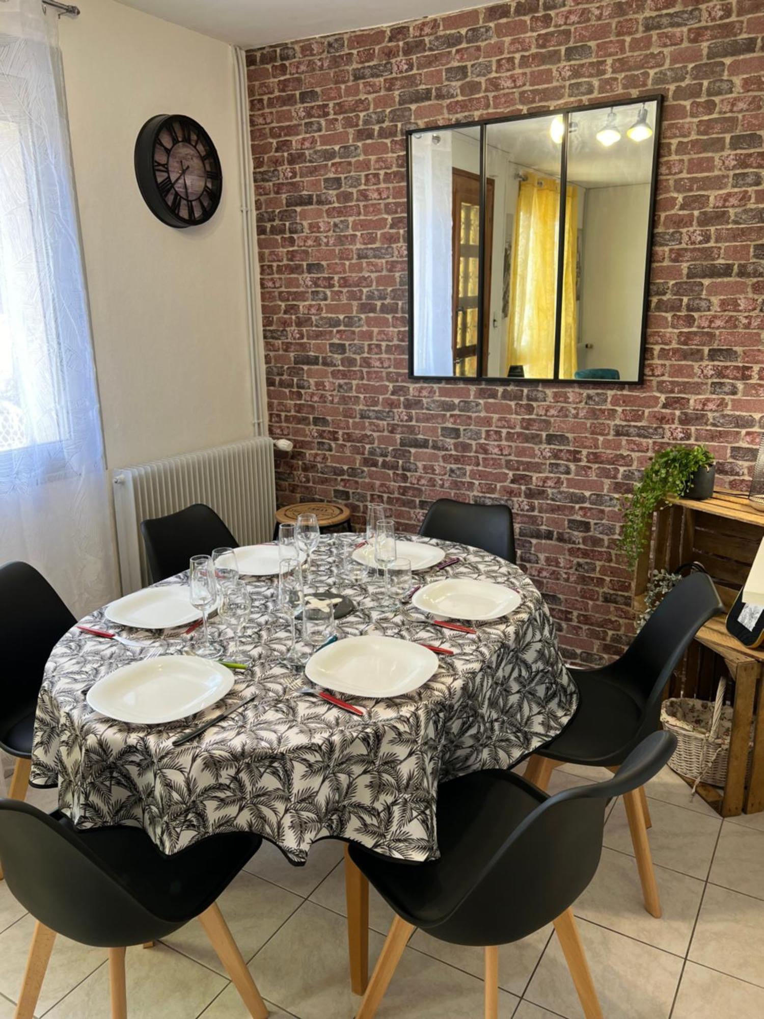 Maison 3 Chambres 6 Personnes Et Garage Châteauroux Exterior foto